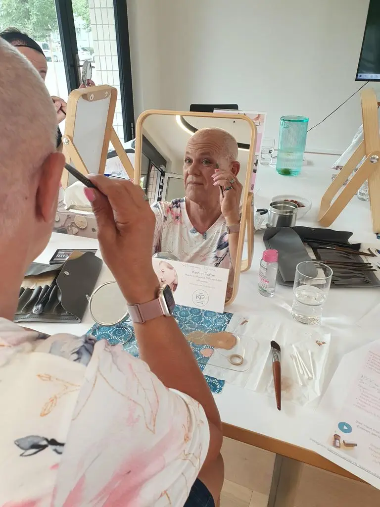 ¦ transgender schminkkurs ¦ transgender makeup ¦ crossdresser makeup kurs ¦ makeup artist für crossdresser ¦ trans makeup ¦ kathrin puetzer ¦ zuerich