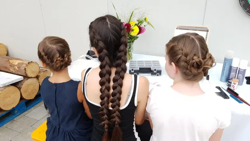 ¦ kinder haarkurs ¦ kinder frisuren lernen ¦ flechtfrisuren für kinder ¦ kurs frisur für die tochter ¦ mädchen frisuren lernen ¦ workshop kinderfrisuren ¦ kathrin puetzer ¦ zuerich