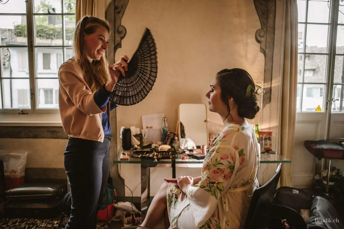 ¦ hochzeitsstyling schweiz ¦ braut frisur ¦ braut makeup ¦ hochzeits makeup ¦ hochzeits frisur ¦ brautstyling ¦ hochzeits makeup und frisur ¦ braut schminkkurs ¦ zug ¦ aarau ¦ zuerich ¦ schweizweit ¦ luzern ¦ schaffhausen ¦ thurgau