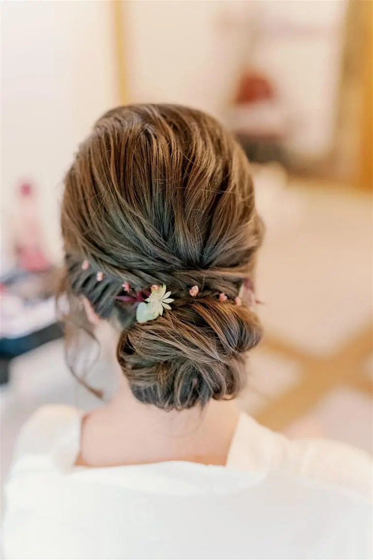 ¦ hairstyling ausbildung ¦ hairstyle masterclass ¦ makeup up schule ¦ fresh up makeup kurs ¦ hairstylist werden ¦ hairstyling kurse ¦ zuerich ¦ coiffeur weiterbildung ¦ moderen frisuren lernen ¦ aargau ¦ bern ¦ thurgau ¦ zug ¦ luzern ¦ kathrin puetzer ¦ weiterbildung coiffeure ¦ weiterbildung makeup artist ¦ hairstyling kurse schweiz ¦ makeup kurs für anfaenger schweiz ¦ kathrin puetzer ¦ makeup artist ¦ hairstylist