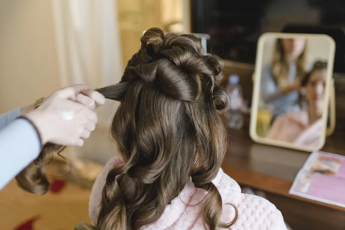 ¦ hairstyle masterclass ¦ makeup up schule ¦ hairstylist werden ¦ hairstyling kurse ¦ zuerich ¦ coiffeur weiterbildung ¦ moderen frisuren lernen ¦ aargau ¦ bern ¦ thurgau ¦ zug ¦ luzern ¦ kathrin puetzer 